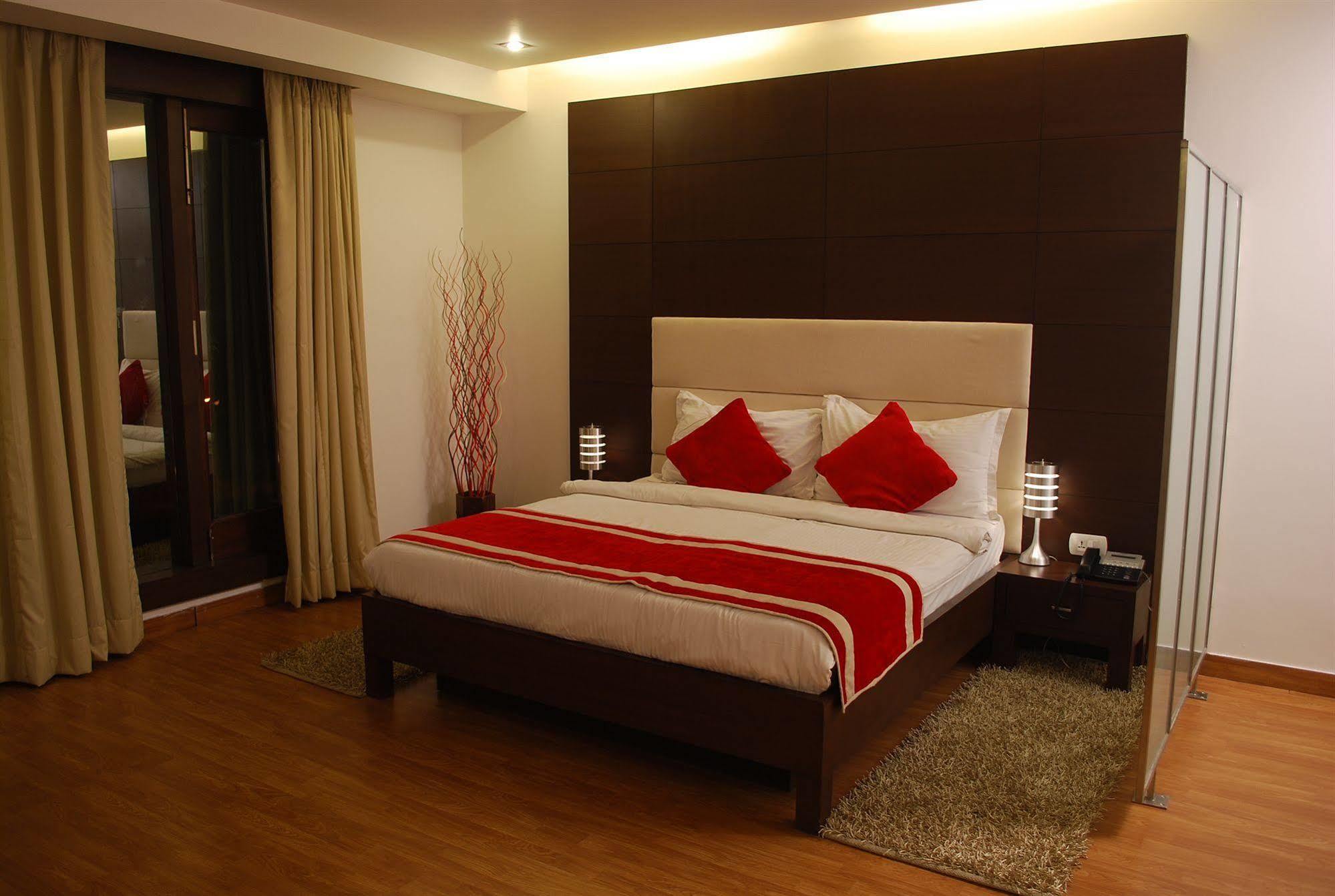 Hotel La Suite New Delhi Exterior foto